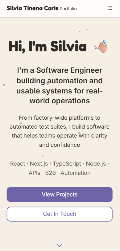 First working version of the portfolio on mobile, with the same structure but adapted to a single column layout